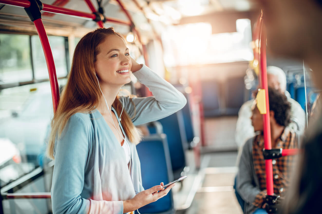 apartments close to universities and public transportation